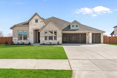 2105 Jackie Ln, Mansfield, TX 76063