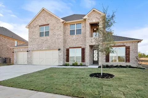 2669 Riverbank Dr, Burleson, TX 76028