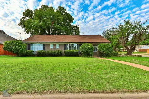 3449 High Meadows Dr, Abilene, TX 79605