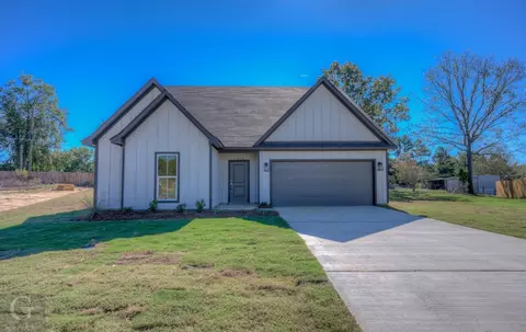 1033 Bayou Bay Ct, Frierson, LA 71027