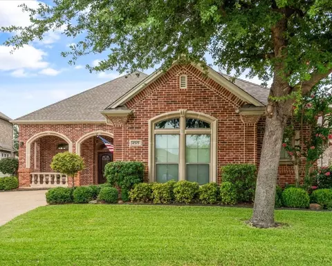 4519 Chaumont Trl, Arlington, TX 76013