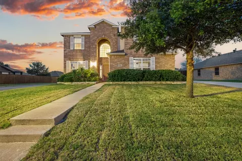 2120 Belmont Park Dr, Denton, TX 76210