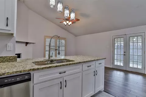 4112 Spindletree Ln, Fort Worth, TX 76137