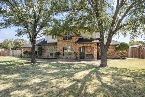 2720 N Hill Ter, Cleburne, TX 76031