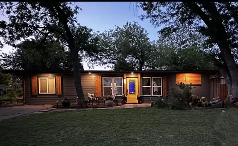 401 Harriett St, Arlington, TX 76010