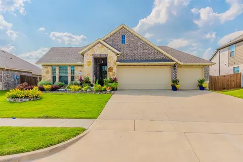112 Olympic Ln, Forney, TX 75126