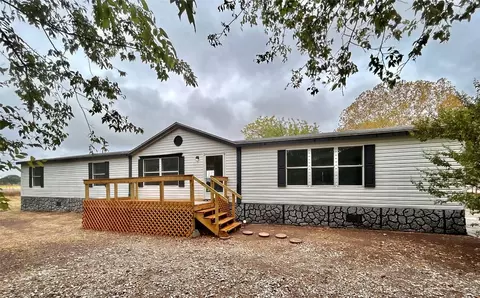 222 S Caddo St, Lipan, TX 76462