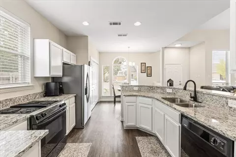 840 Brockden Dr, Mesquite, TX 75149 photo 12