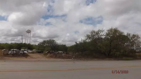 700 N Central Nw 7th St, Hamlin, TX 79520