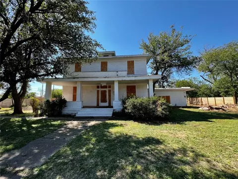 210 Clinton St, Abilene, TX 79603