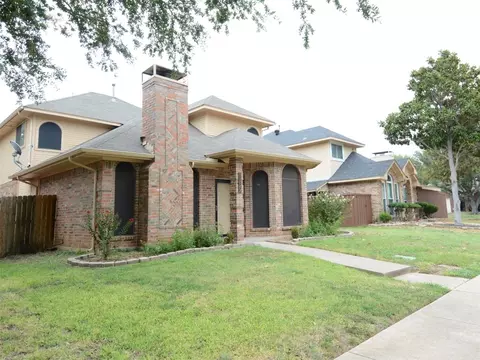 1729 Shady Creek Dr, Lewisville, TX 75067