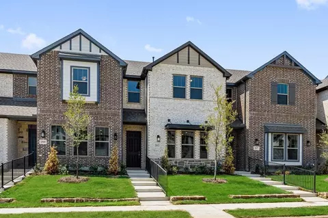 2913 Alto Dr, Sachse, TX 75048