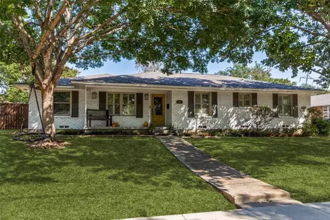 812 Blue Lake Cir, Richardson, TX 75080