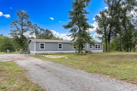 184 Lillian Dr, Frierson, LA 71027