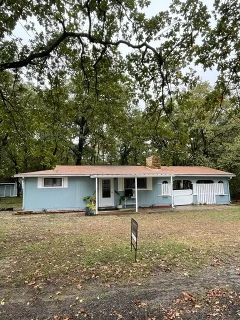 732 Oak Leaf Trl, East Tawakoni, TX 75472