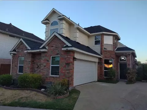 2925 Eagles Nest Dr, Bedford, TX 76021