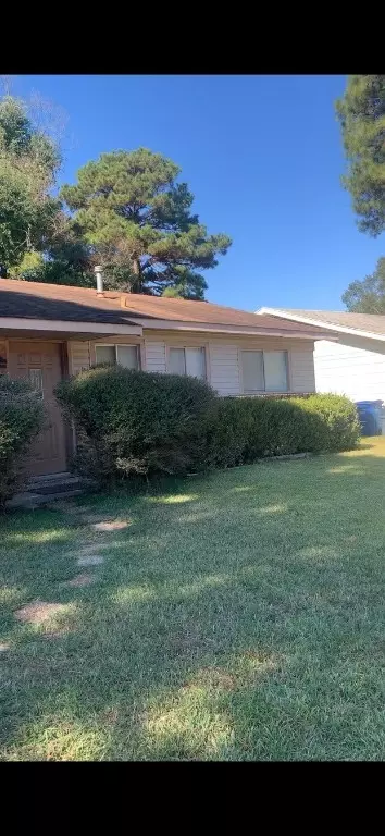 8802 Coyth Ln, Shreveport, LA 71106