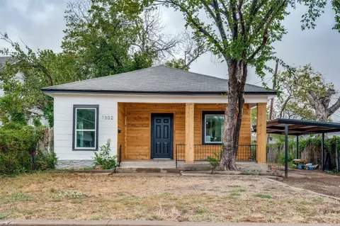 1302 NW 16th St, Fort Worth, TX 76164