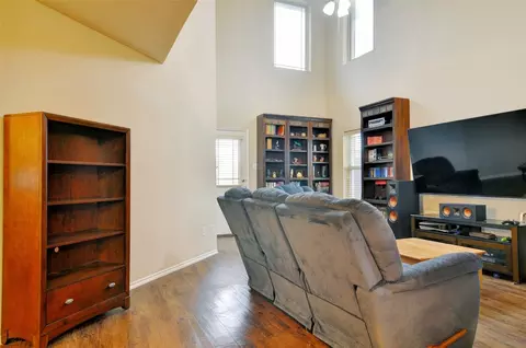 3000 Iris Dr, Lancaster, TX 75146 photo 4