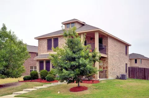 3000 Iris Dr, Lancaster, TX 75146 photo 2