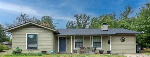 1500 Bowie Dr, Corsicana, TX 75110