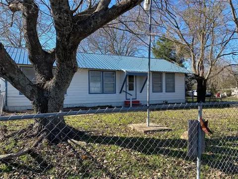 220 Rs County Road 1530, East Tawakoni, TX 75472