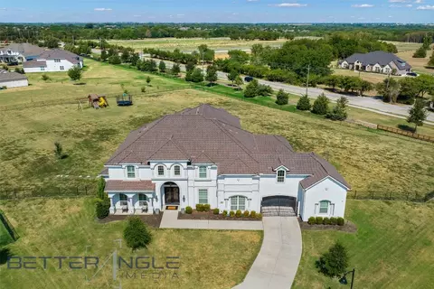 327 Honey Creek Ln, Fairview, TX 75069