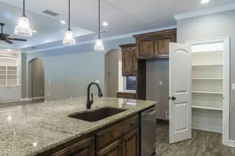 3916 Pine Tree Rd, Longview, TX 75604 photo 11