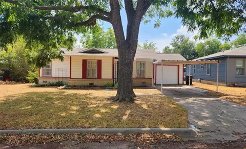 1119 Bales St, Cleburne, TX 76033