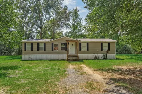 1015 College St, Doyline, LA 71023