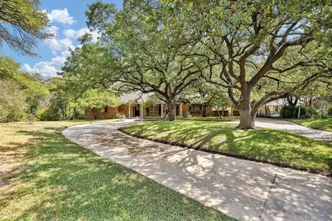 9584 Ash Creek Dr, Dallas, TX 75228