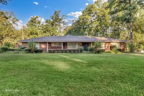9355 Dogwood Trl, Haughton, LA 71037