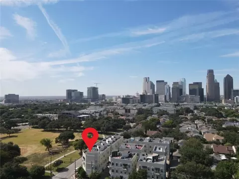 3413 Bryan St #B, Dallas, TX 75204