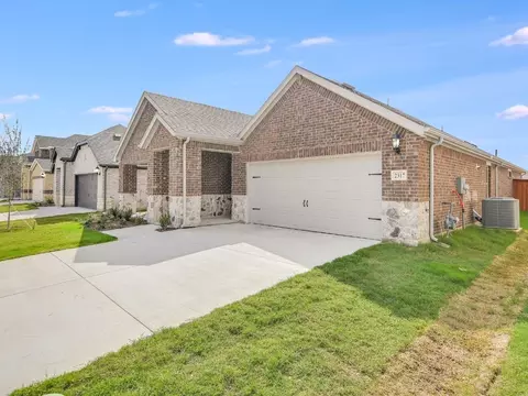 2317 Bellatrix Dr, Haslet, TX 76052 photo 2