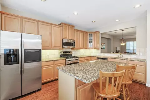 2577 Jacobson Dr, Lewisville, TX 75067