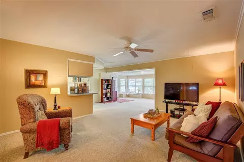 1306 Tanglewood Dr, Commerce, TX 75428 photo 11