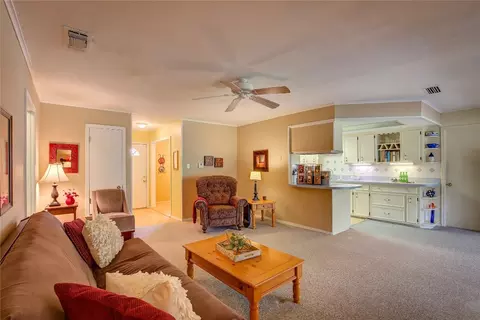 1306 Tanglewood Dr, Commerce, TX 75428 photo 12