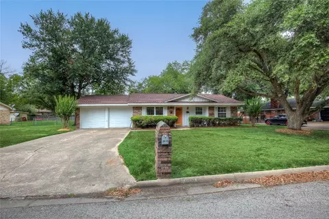 1306 Tanglewood Dr, Commerce, TX 75428 photo 37