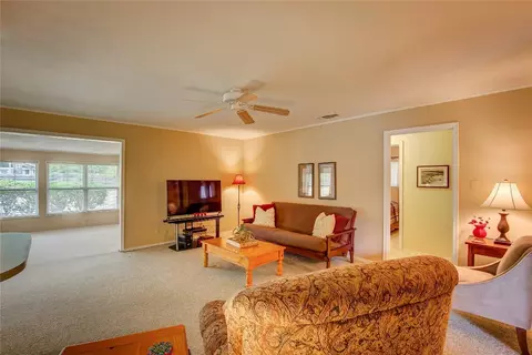 1306 Tanglewood Dr, Commerce, TX 75428 photo 10