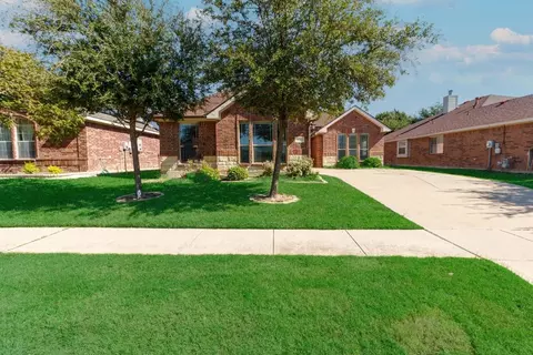 6813 Dream Dust Dr, North Richland Hills, TX 76180