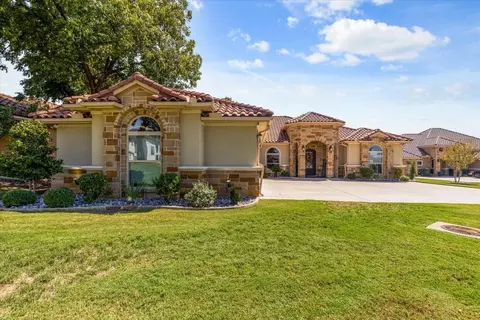 1008 Catalina Bay Blvd, Granbury, TX 76048