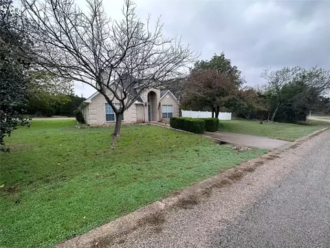 39350 Mesquite Dr, Whitney, TX 76692