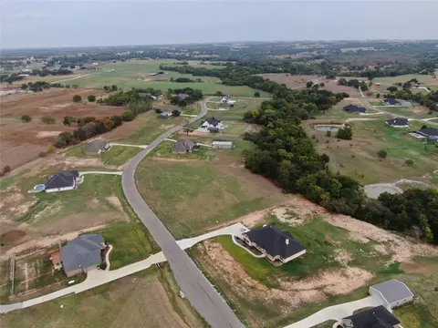 145 Proctor Ln, Decatur, TX 76234