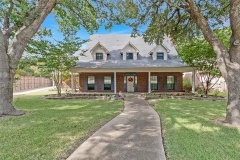 1305 Norfolk Ct, Garland, TX 75044