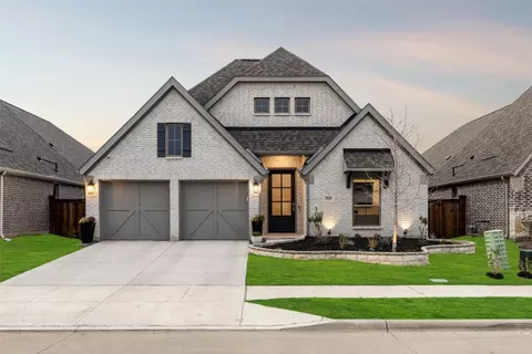 2929 Eccleston St, Celina, TX 75009