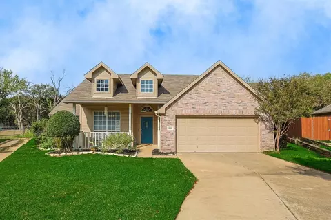 5201 Gaelic Ct, Denton, TX 76208