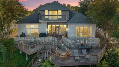 7004 Shady Bluff Ct, Granbury, TX 76048
