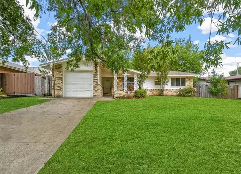 3604 Harvard St N, Irving, TX 75062