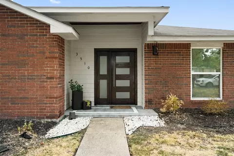3510 Christopher Dr, Rowlett, TX 75088
