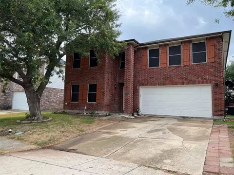 2216 Chestnut Dr, Little Elm, TX 75068